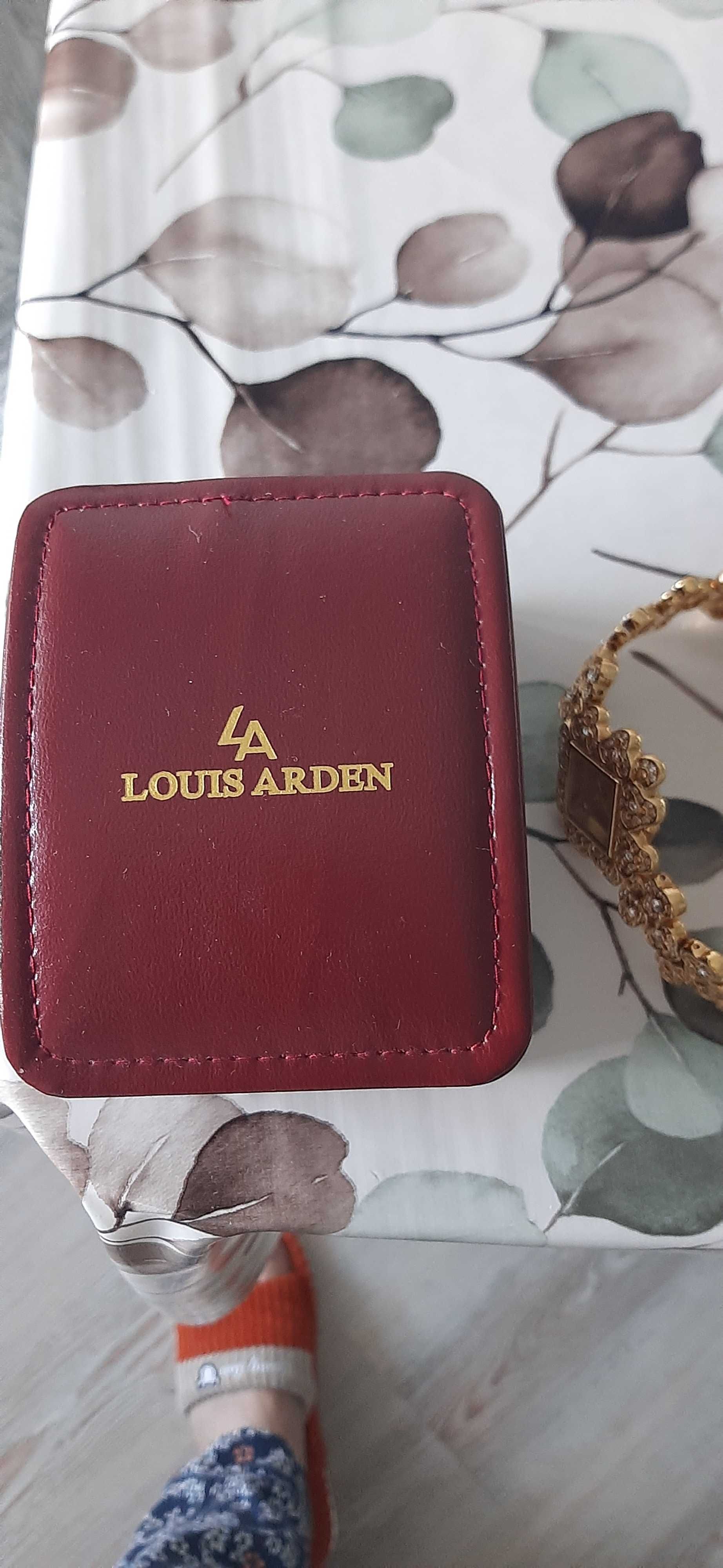 Продам новые наручные женские часы браслет от Louis Arden
