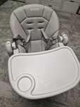 Peg-Perego Tatamia Follow Me Paloma - это практичный, уютный стул