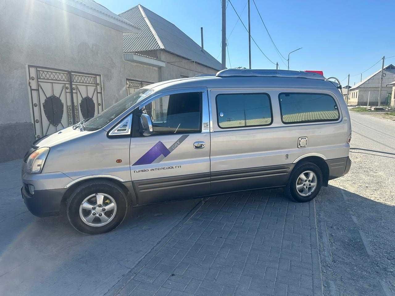 Hyundai Starex сатылады
