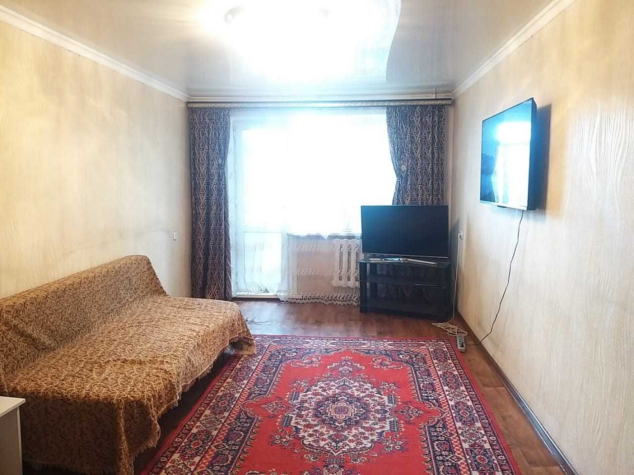 Продам 2-комнатную квартиру 18-микр Не в залоге!!! Торг!!!