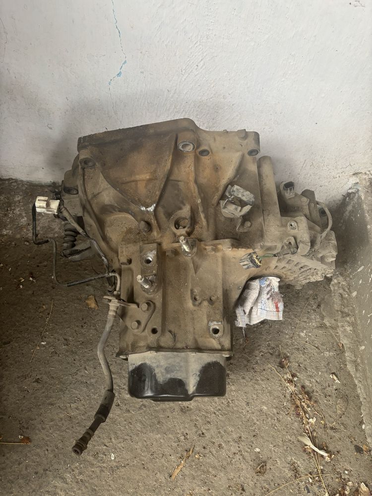 Запчасти Mazda cronos