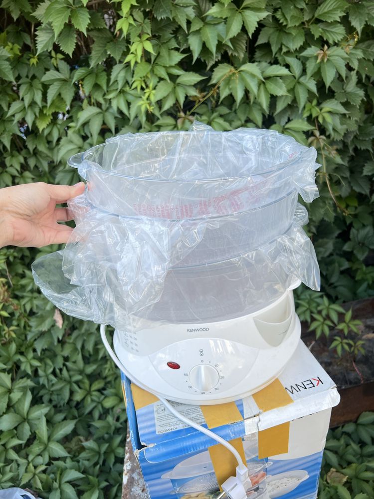 Продам пароварку Kenwood