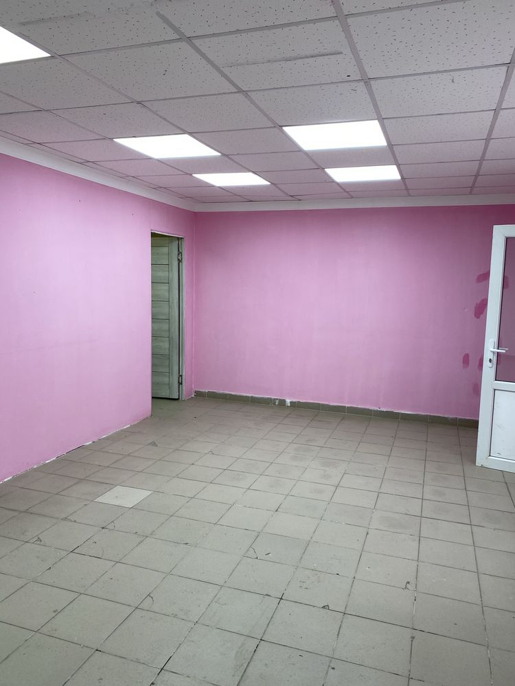 Сдается цокльное помещение в аренду в долгий срок. Вся коммуникация