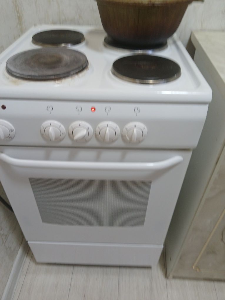 Продам 4копорка не давна купили все работает