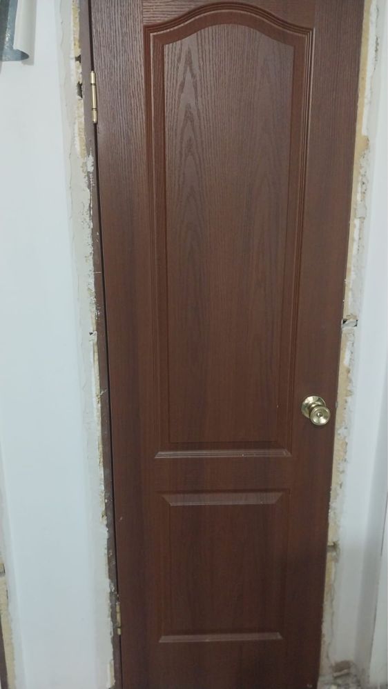 Есыктер сатылады жагдайы жаксы