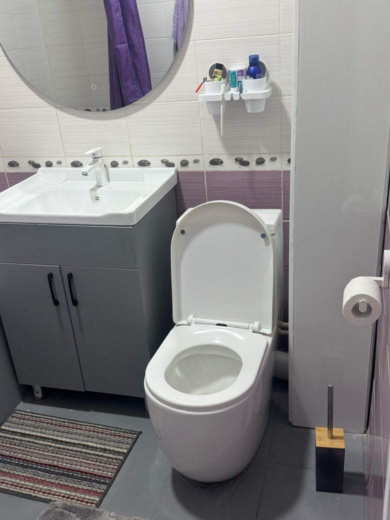 Продам 2 ком квартиру в центре