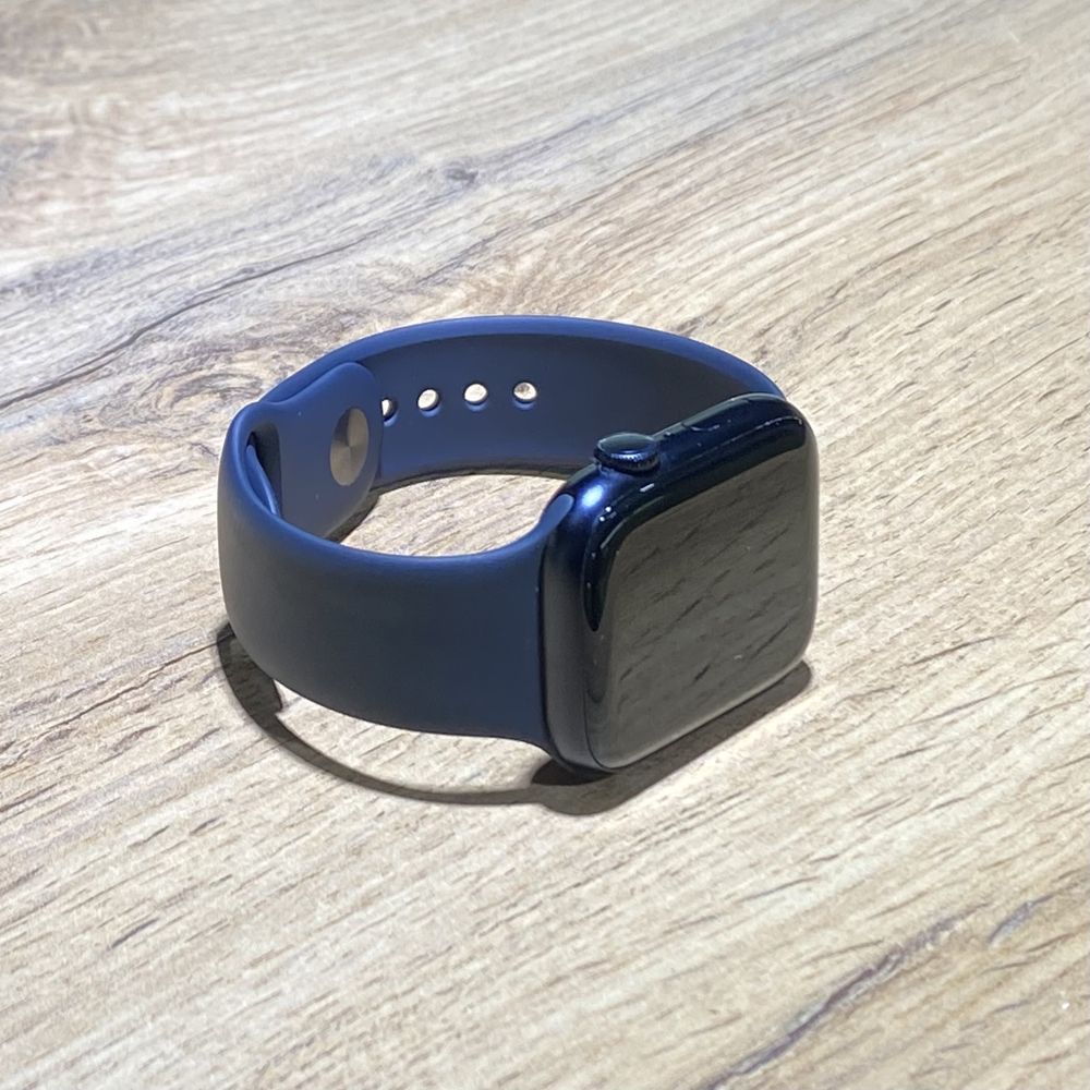 Apple Watch Series 8, 45 mm, заблокирован icloud, 9998/A10