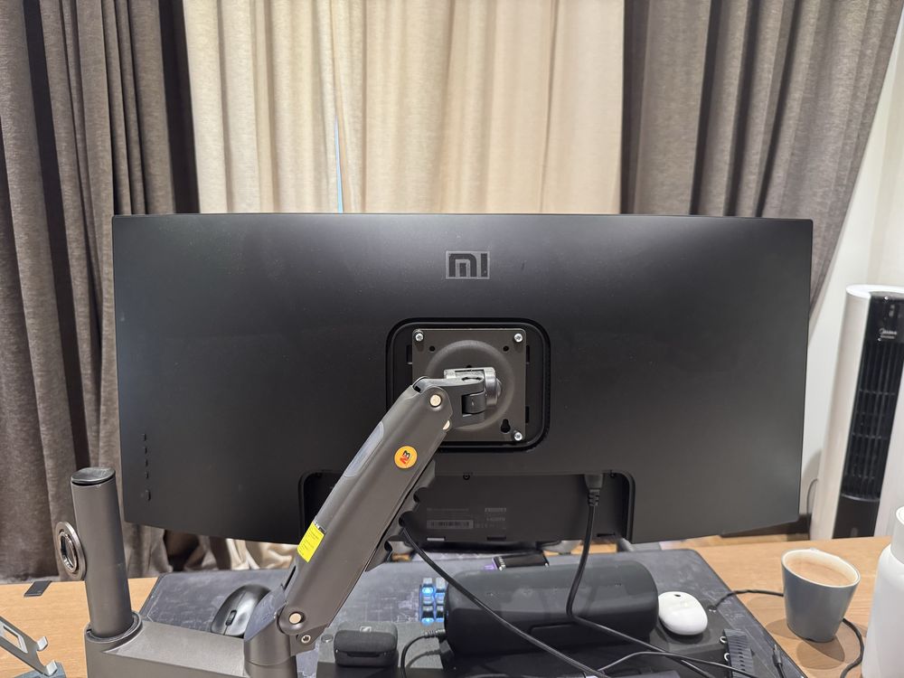 Xiaomi mi curved gaming monitor 34’