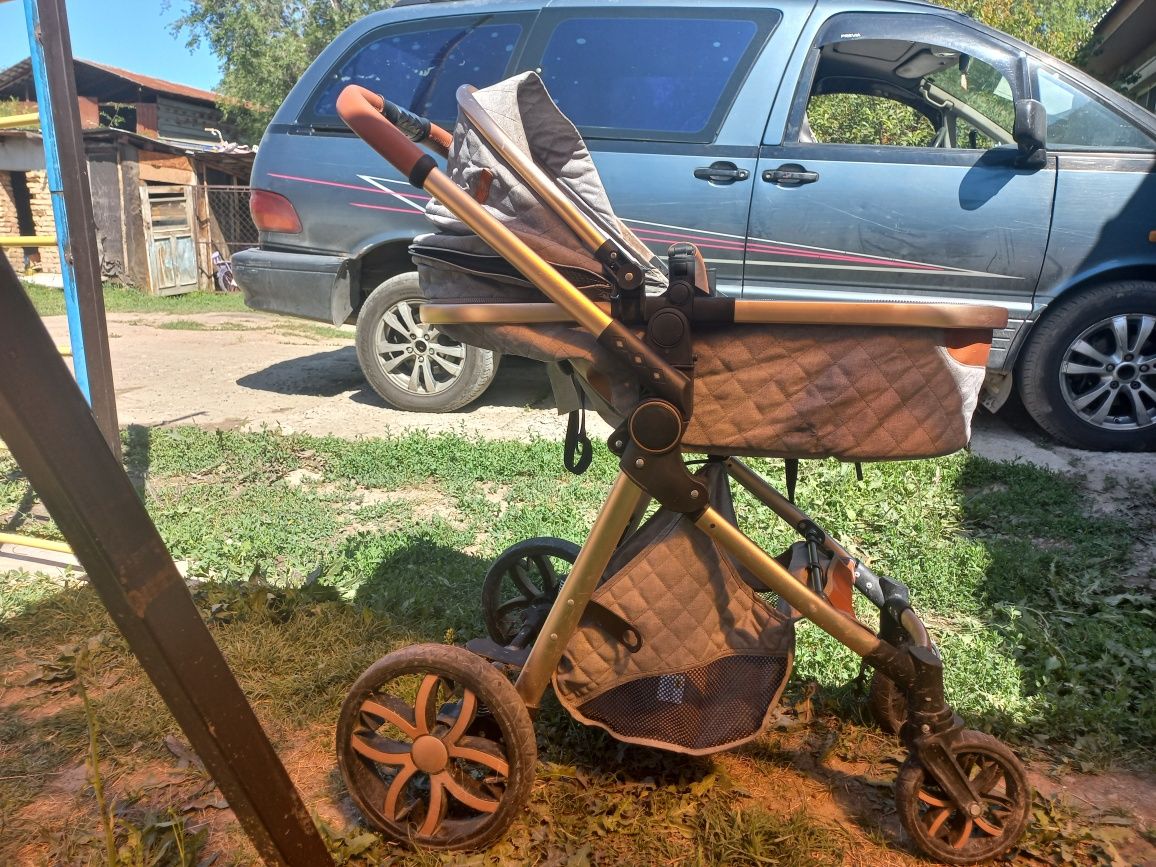 Продам коляску от Tektum