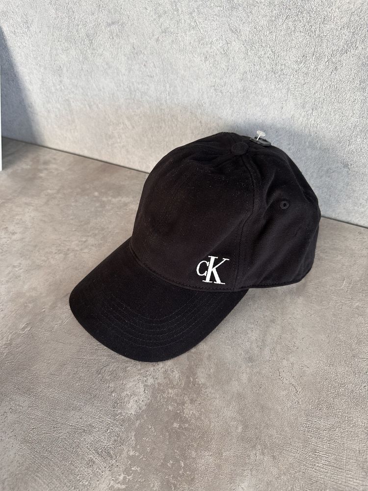 Классные бейсболки Calvin Klein (оригинал с офиц.сайта)