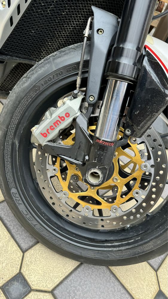 MV AGUSTA BRUTALE 1078RR 156 h.p легендарный мотоцикл