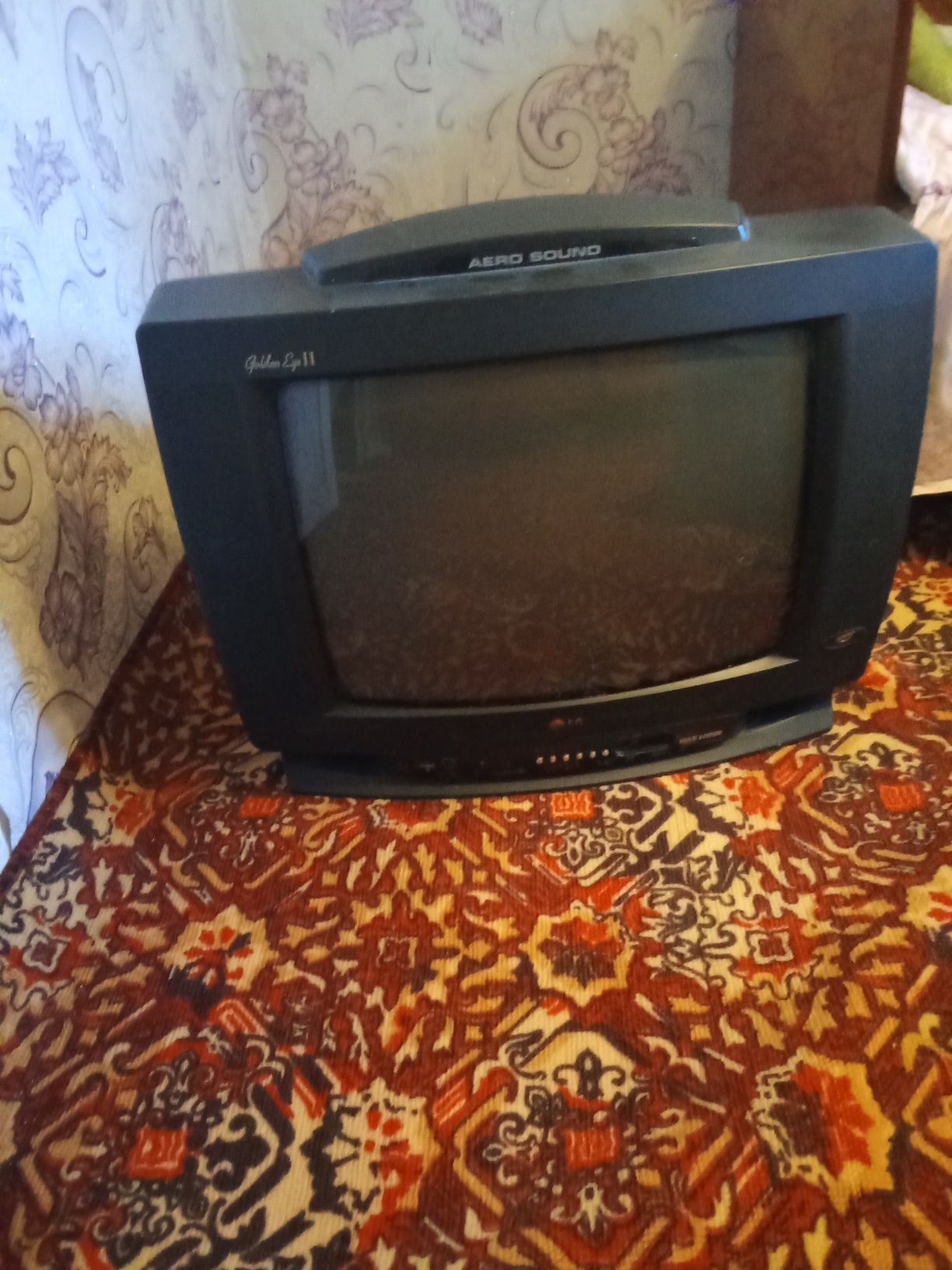 Продам телевизоры цветные