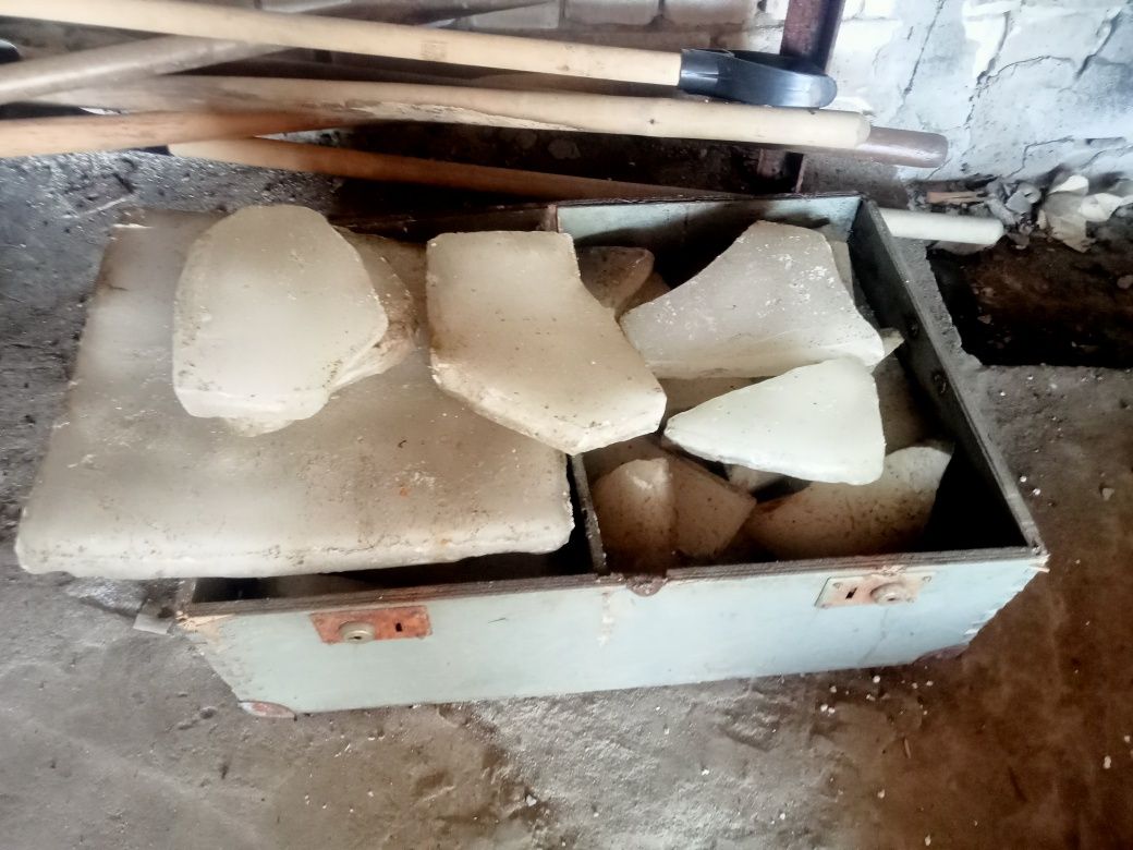 Продам парафин 20 кг