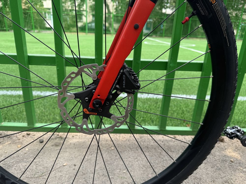 Продам Giant revolt 1 2022
