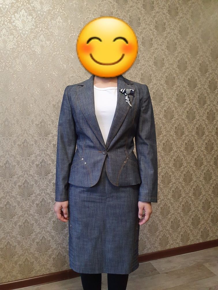 Продажа  пиджак + юбка
