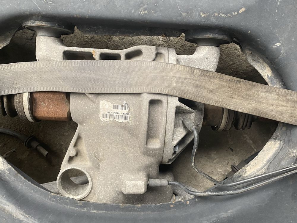 Редуктор заднего моста Land Rover Freelander-2 L359.