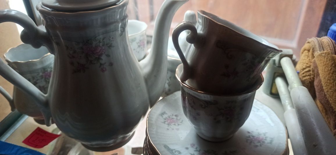 Продается кофейный сервиз., состояние новое.керамика.а