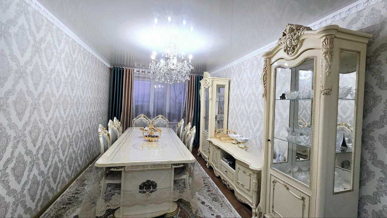 Продам 3х квартиру на 8мкр 1 кольцо