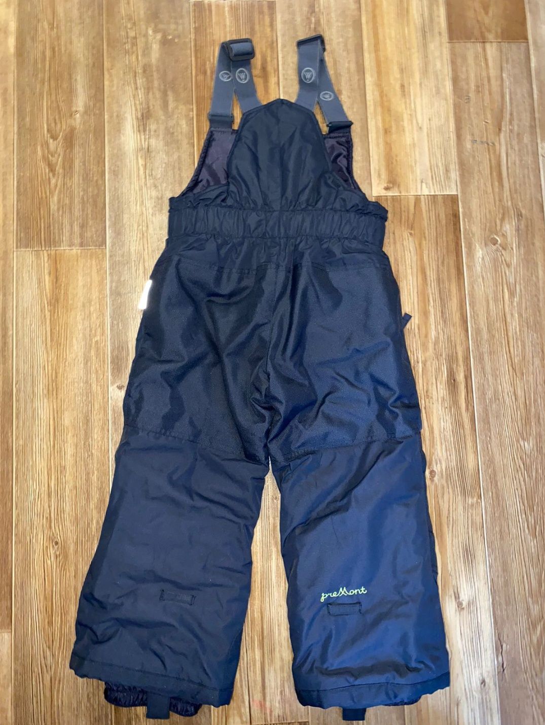зимний комбинезон для девочки Premont 104