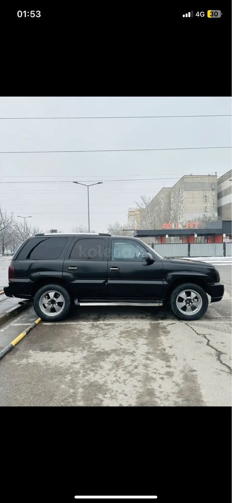 Продам машину Caddilac Escalade 2002