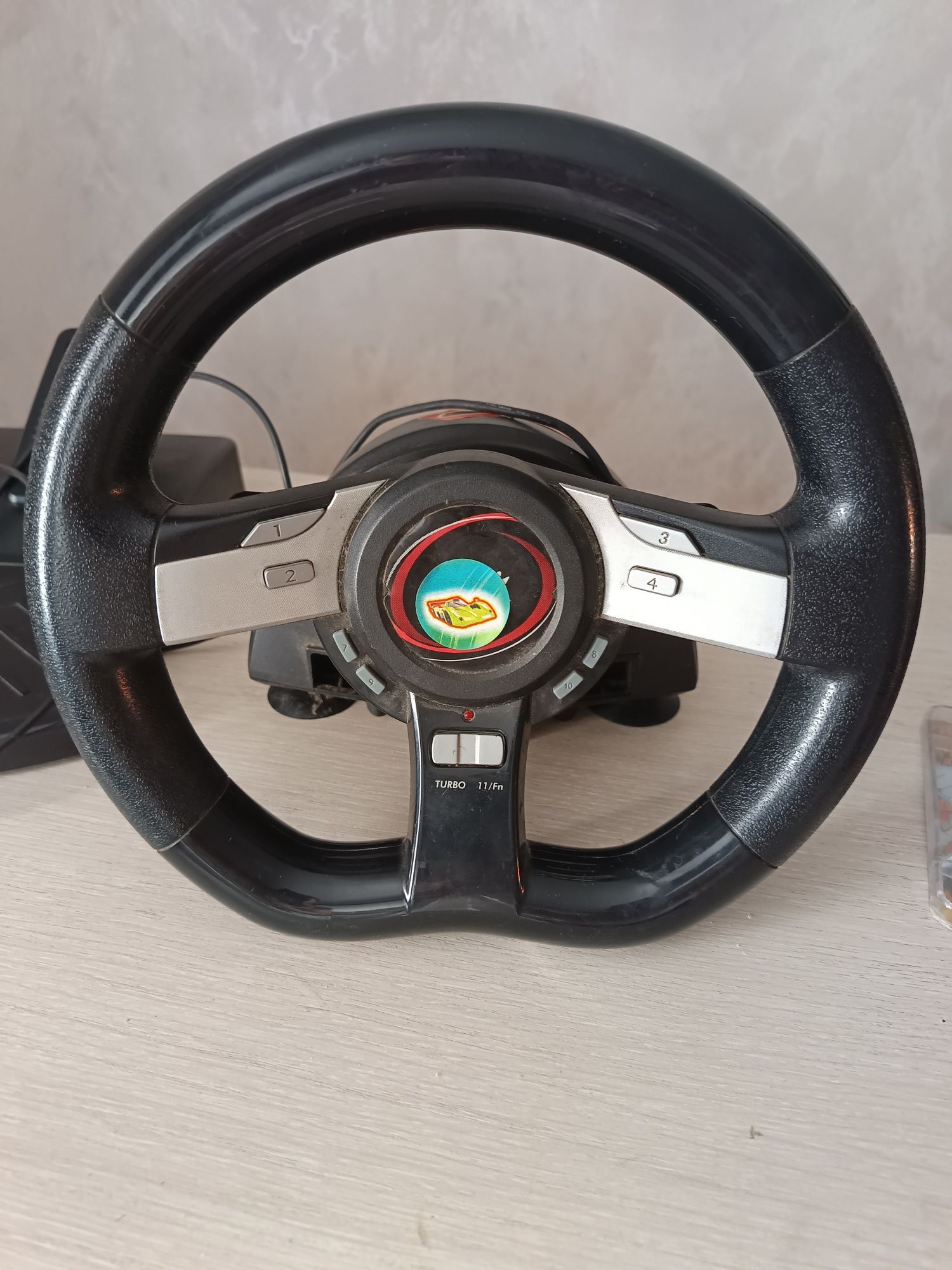 Игровой руль гонки