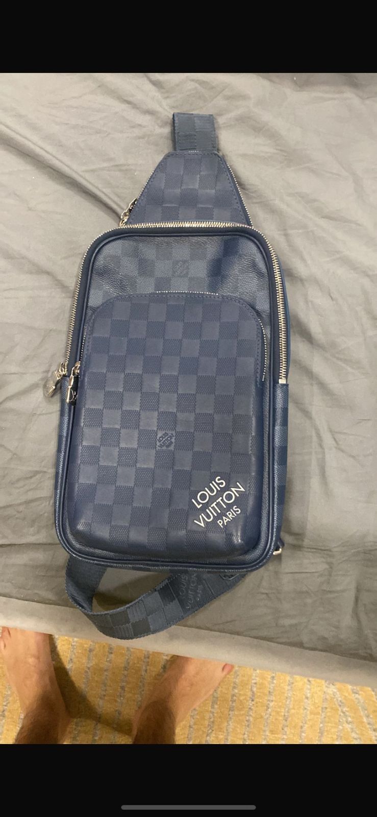 Louis Vuitton Avenue Sling Bag