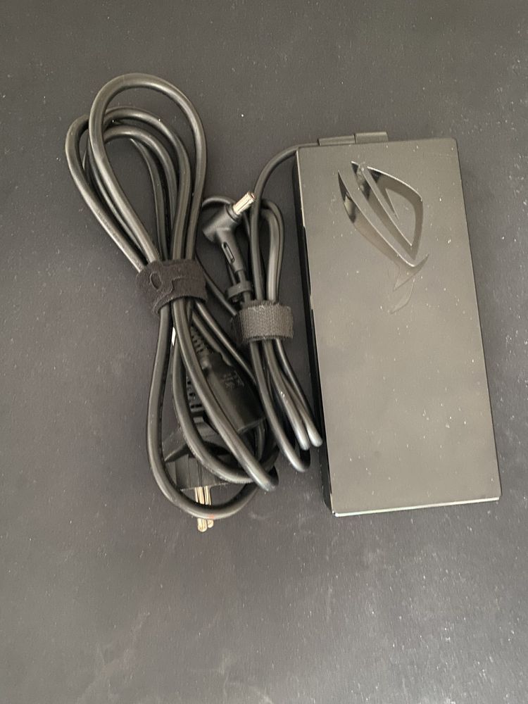 Asus Rog Strix G18