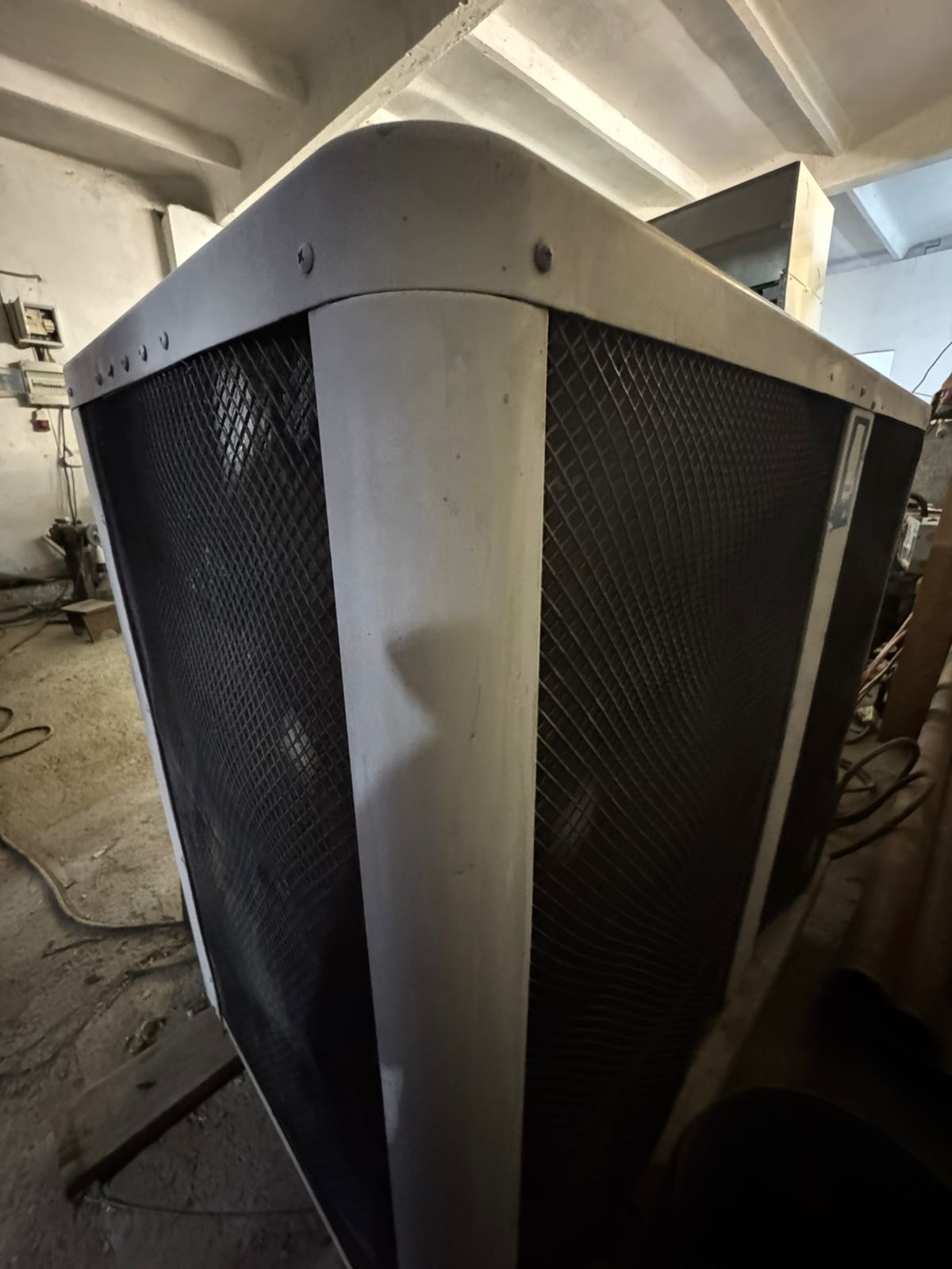 Колонник 240 кв метр. 80 000 BTU