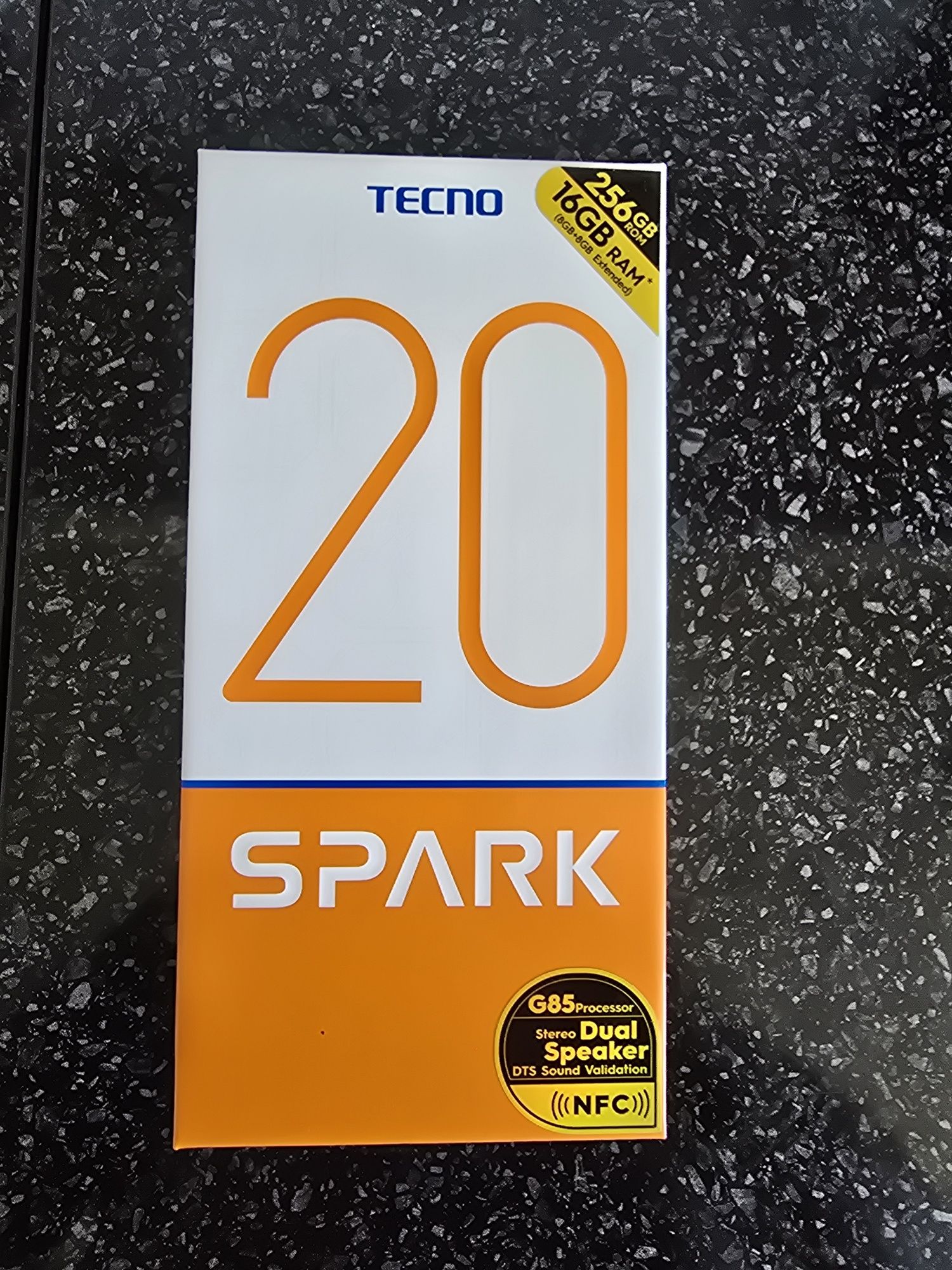 Продам телефон TECNO SPARK