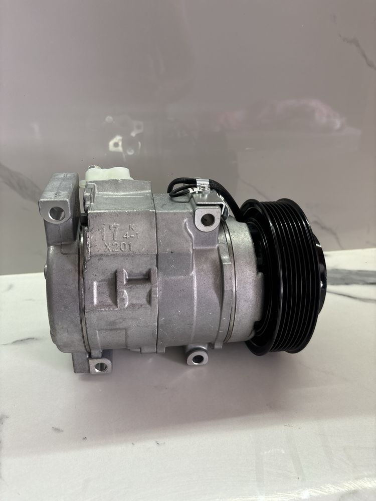 Компрессор кондиционера на Toyota Camry 30, RAV 4, Highlander, Previa
