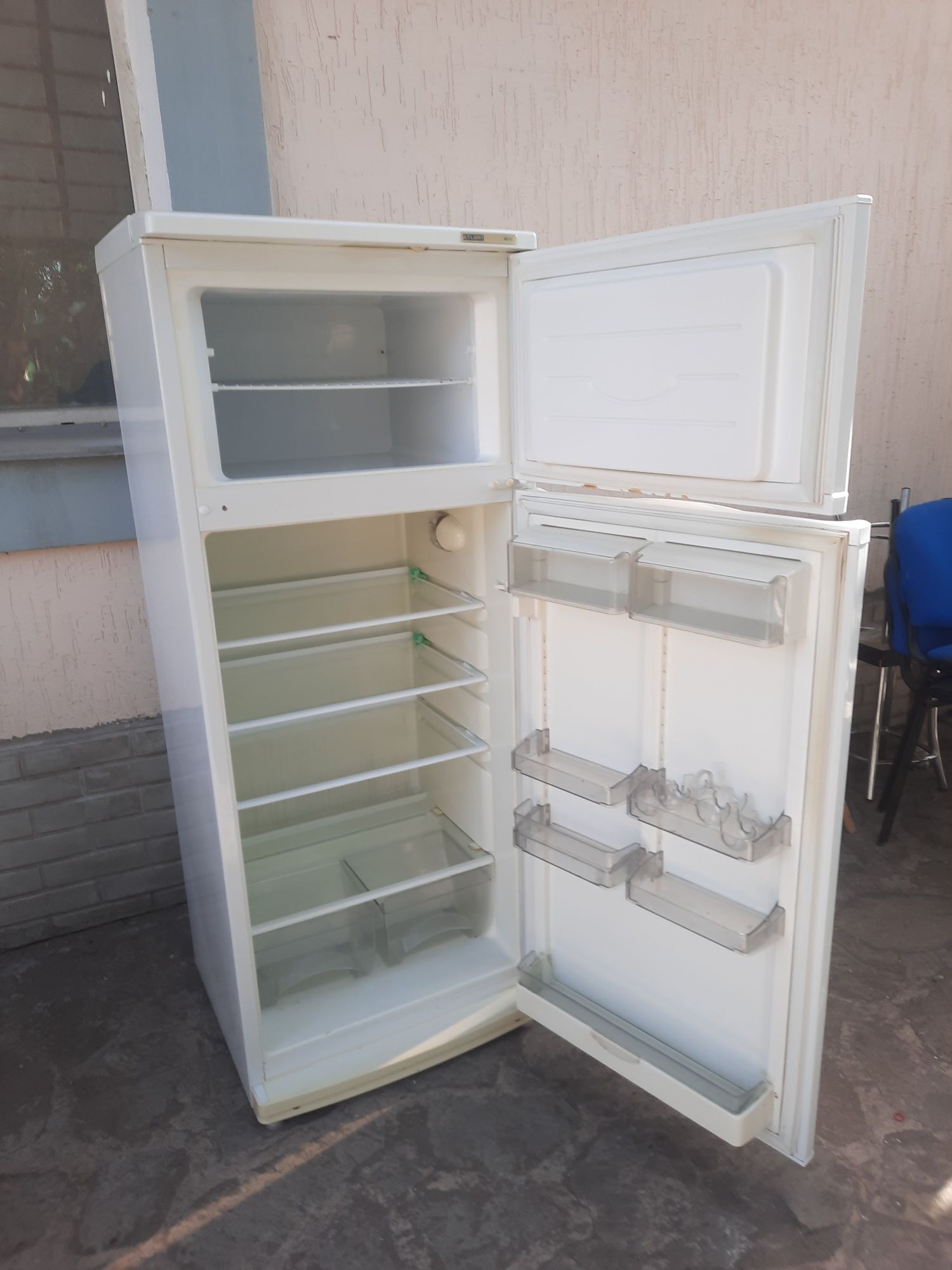 Продам холодильник в идеальном состоянии