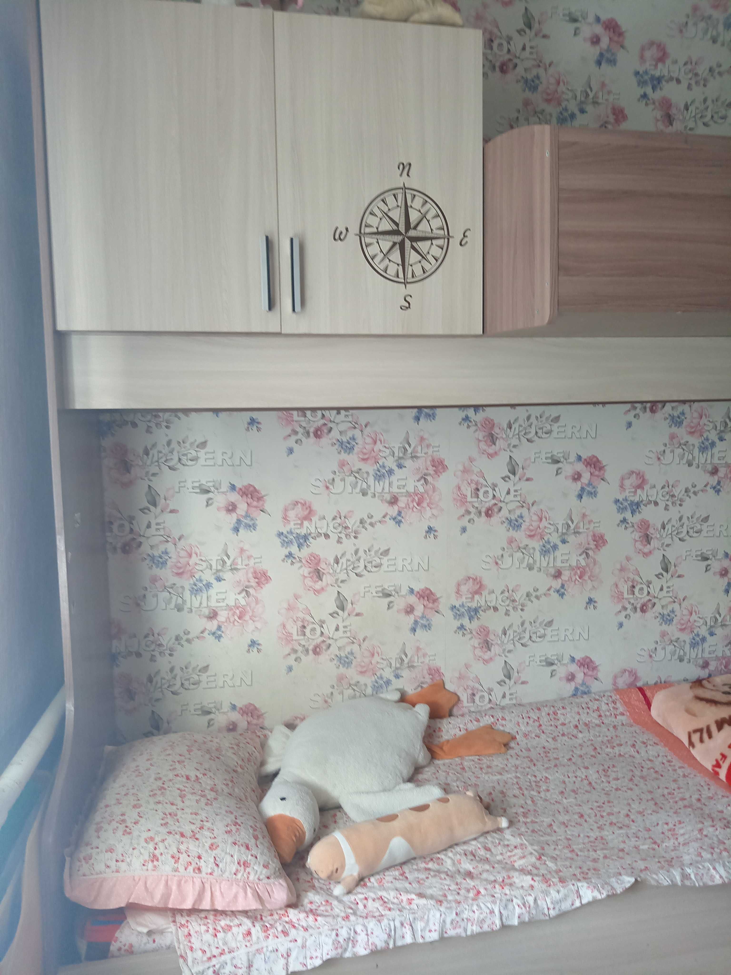 Продам двухъярусную кровать