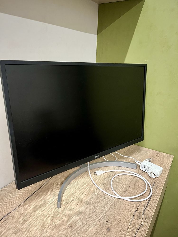 Продам монитор LG