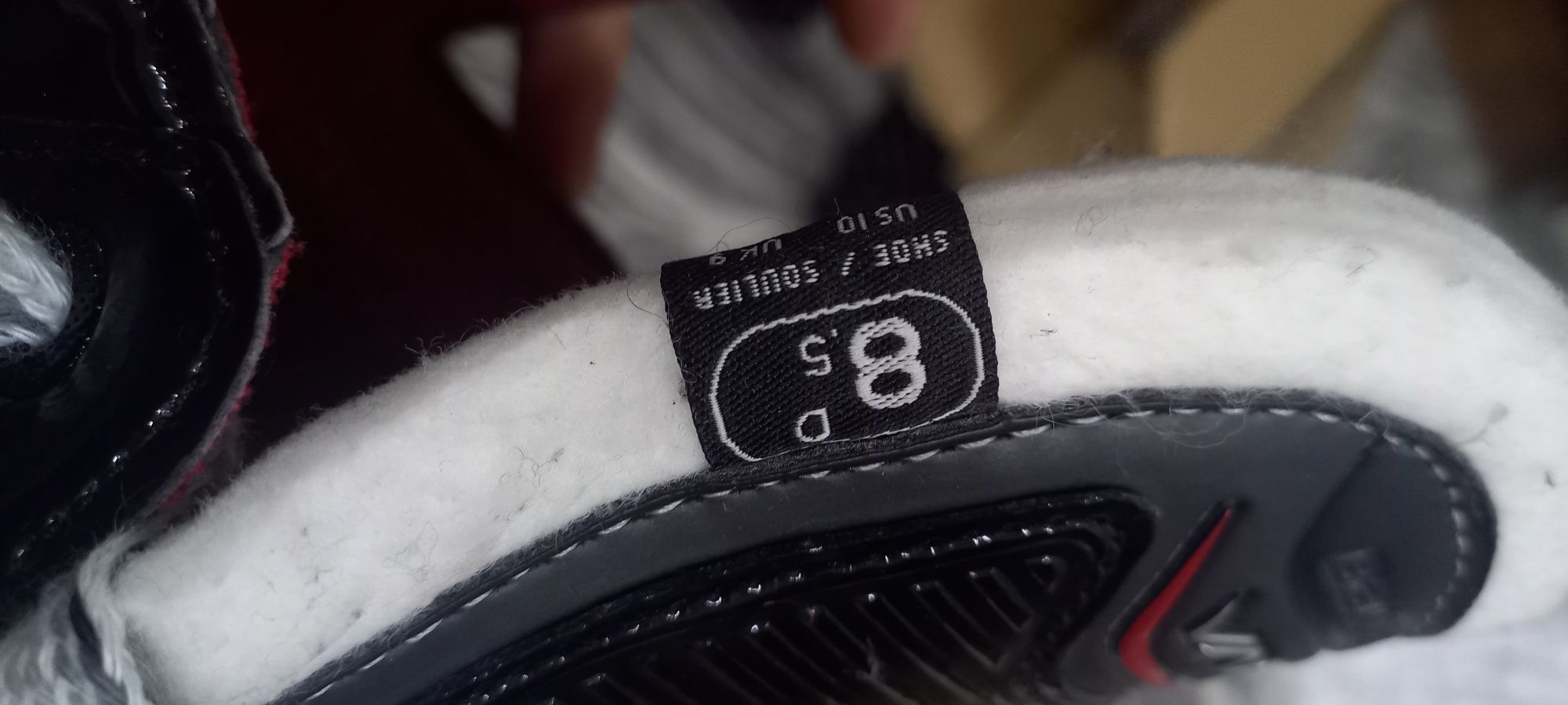 Продам или обмен Коньки хоккейные bauer vapor x700 8,5D