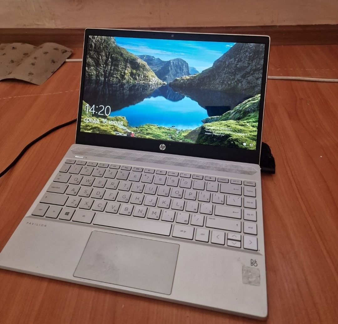 Ультрабук Нр Core i3-8145