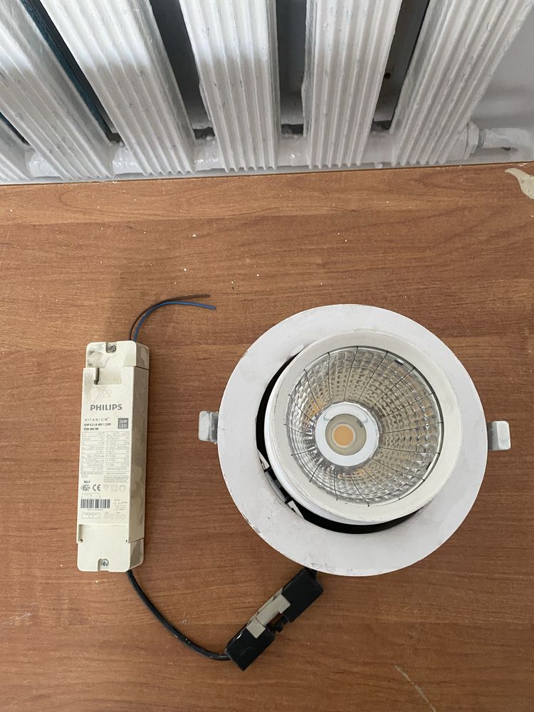 Продам - Philips встраиваемый LED светильник 19W с драйвером