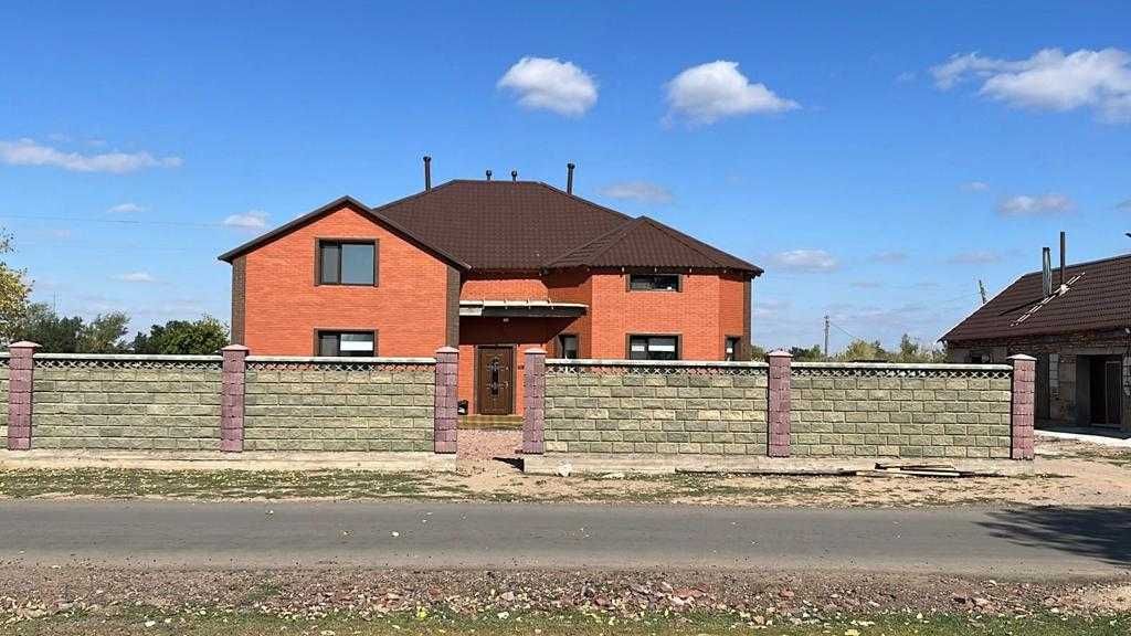 Морковь персик солома кирпич в наличии Астана