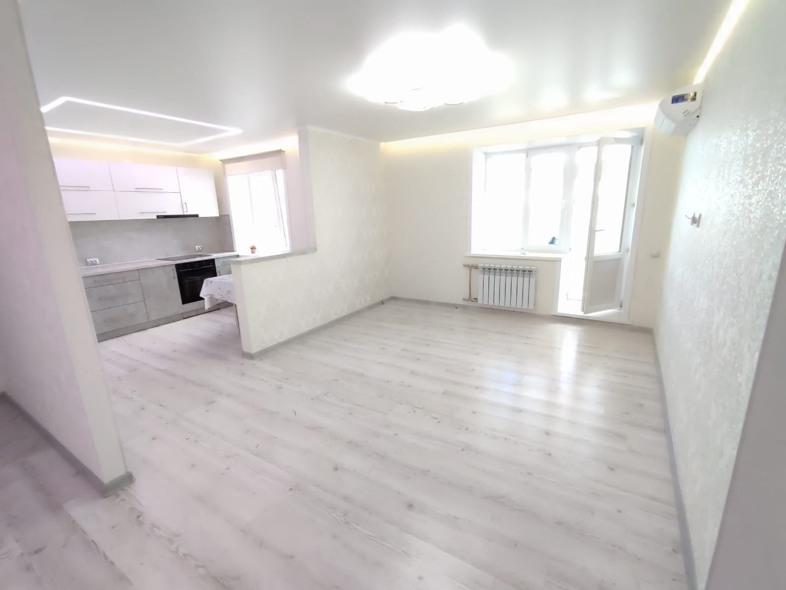 Продам 3 х комн квар. 3-102, 9 этаж.