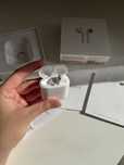 Apple AirPods первого покаления