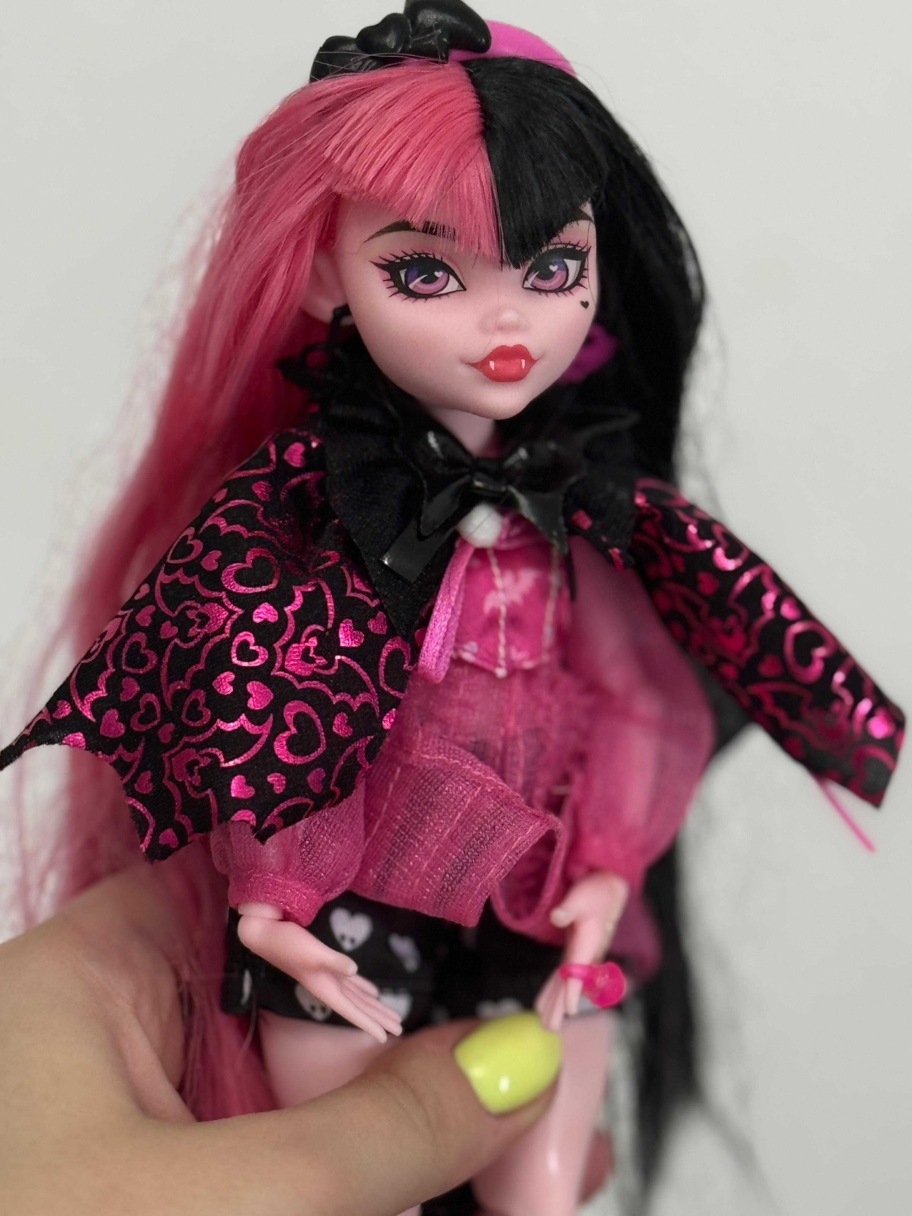 Кукла Monster High Draculaura