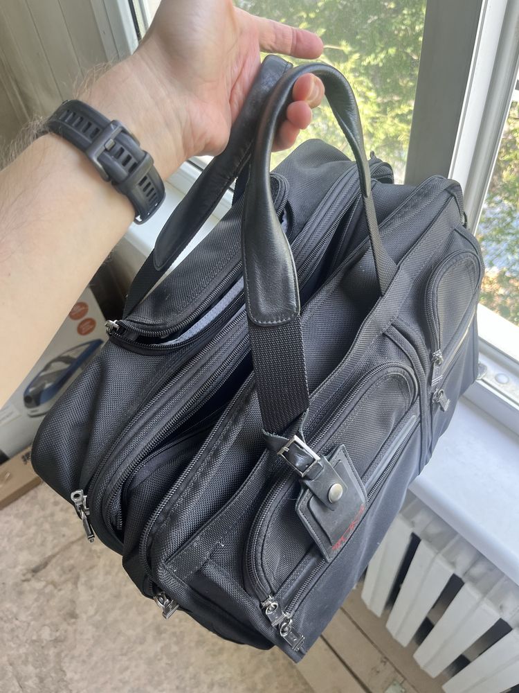TUMI Black Nylon Alpha Deluxe Laptop Briefcase (Pilot/Doctor bag)
