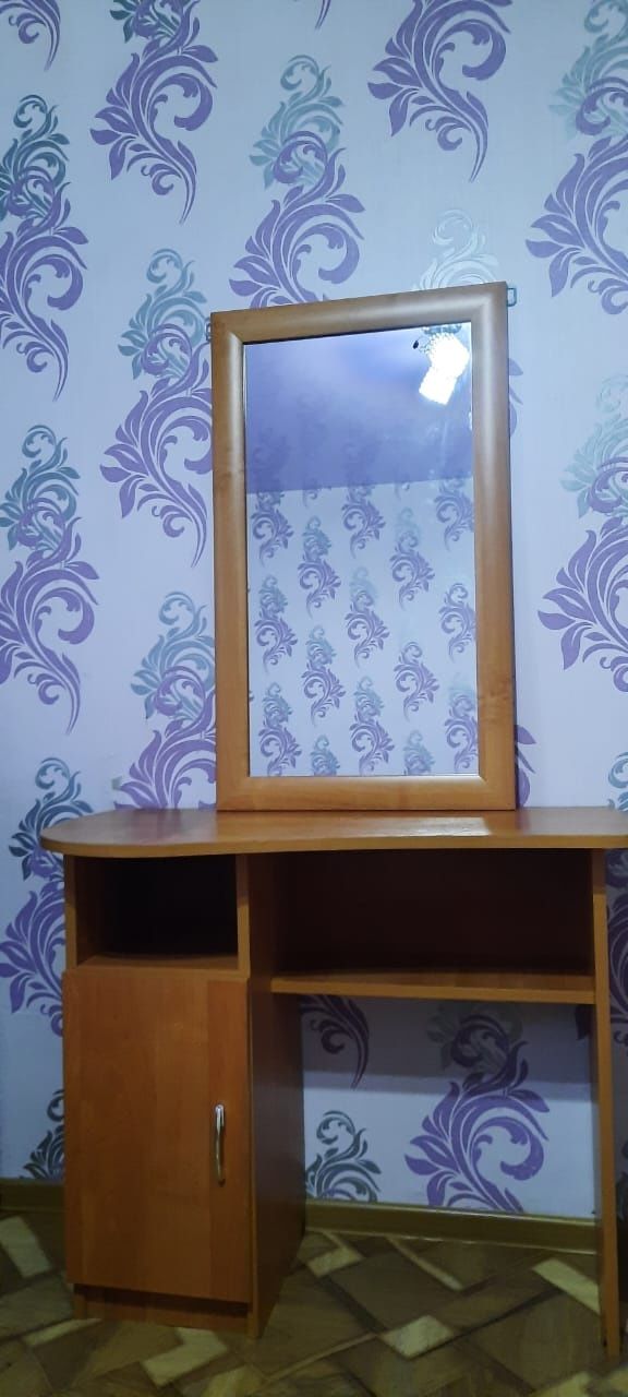 Продам спальный гарнитур