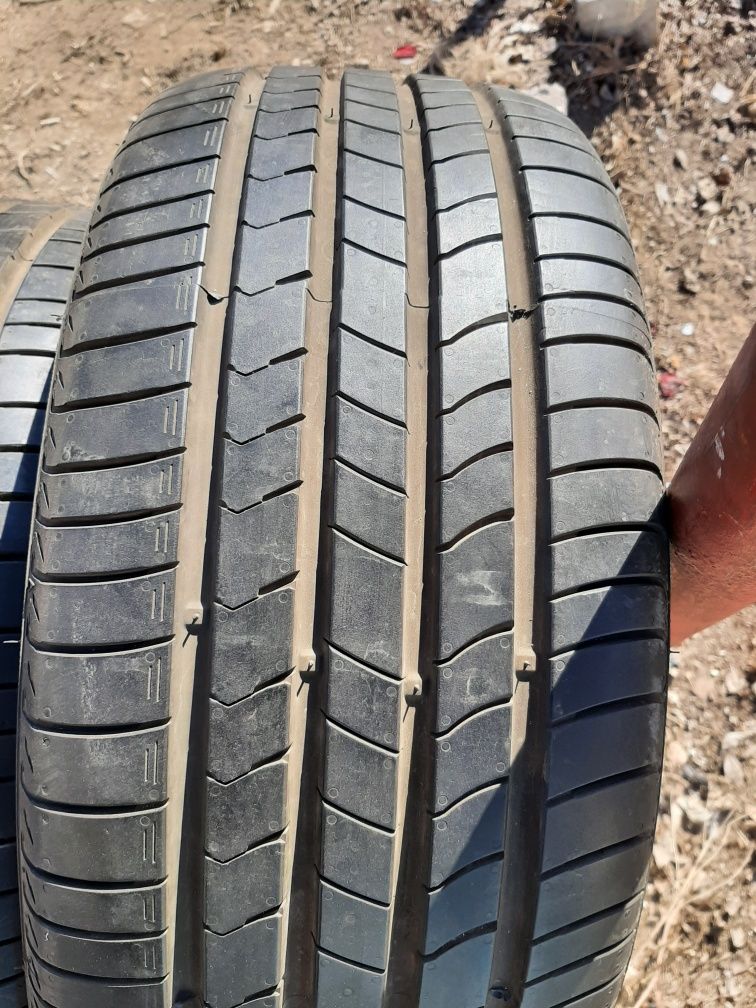 Продам шины 235/45/18 кумхо экстра HS51