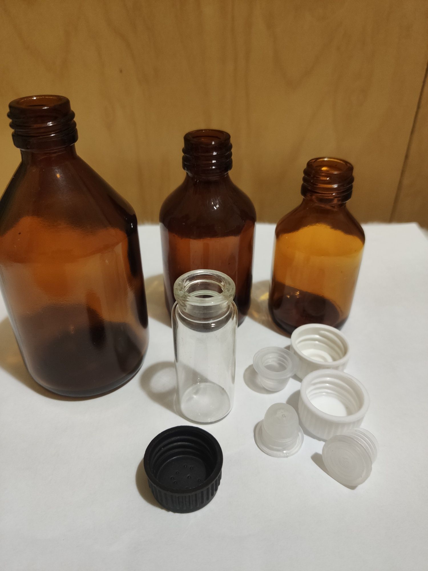 Продам флаконы, стекло