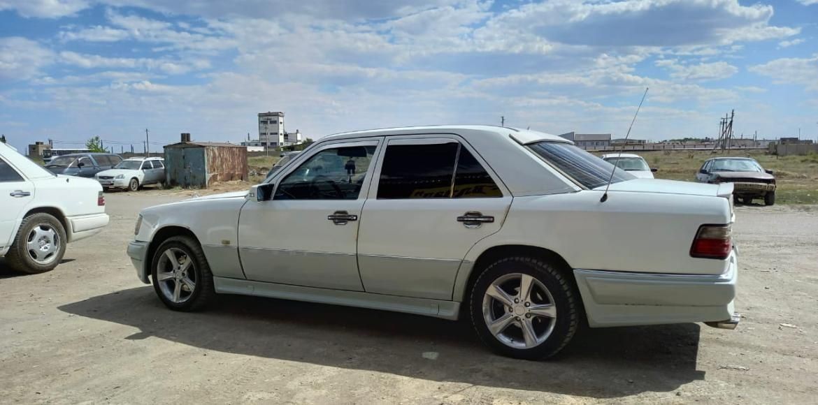 Бампера ген2  w124