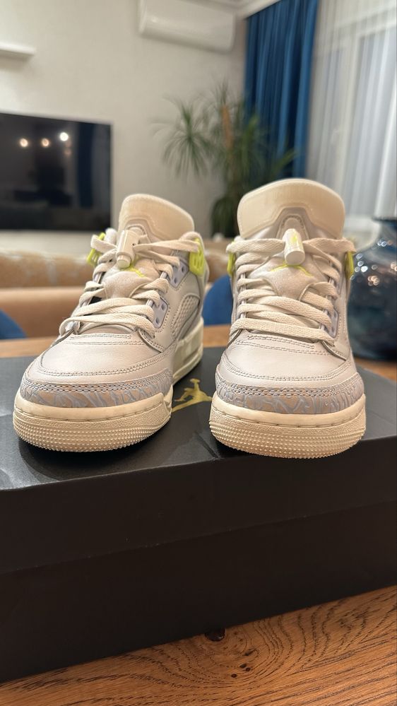 Продам кроссовки , Nike оригинал, унисекс