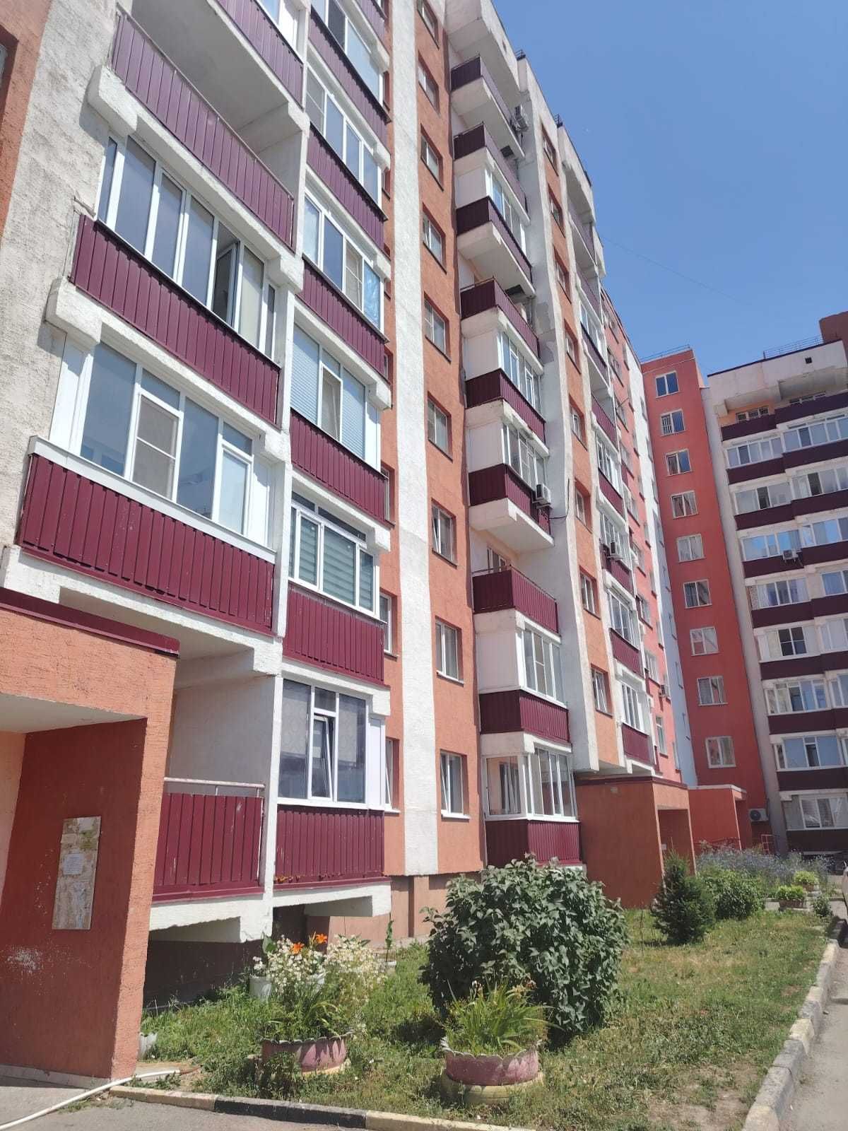 Продам 2-х квартиру 56 кв.м 9/10 ул. Казыбек Би д.1