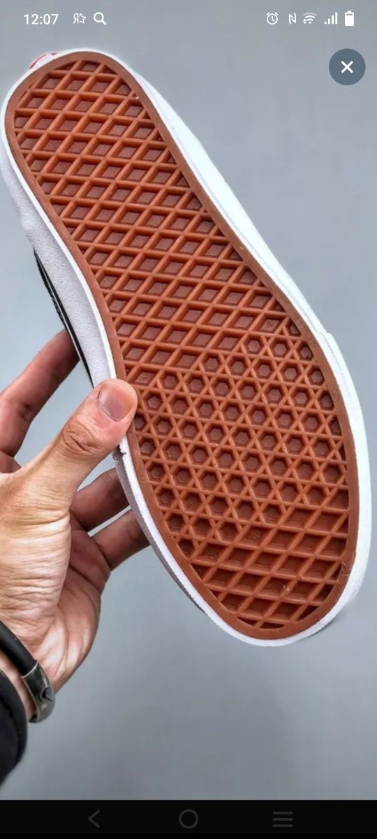 Кеды Vans новые, черные,замшевые