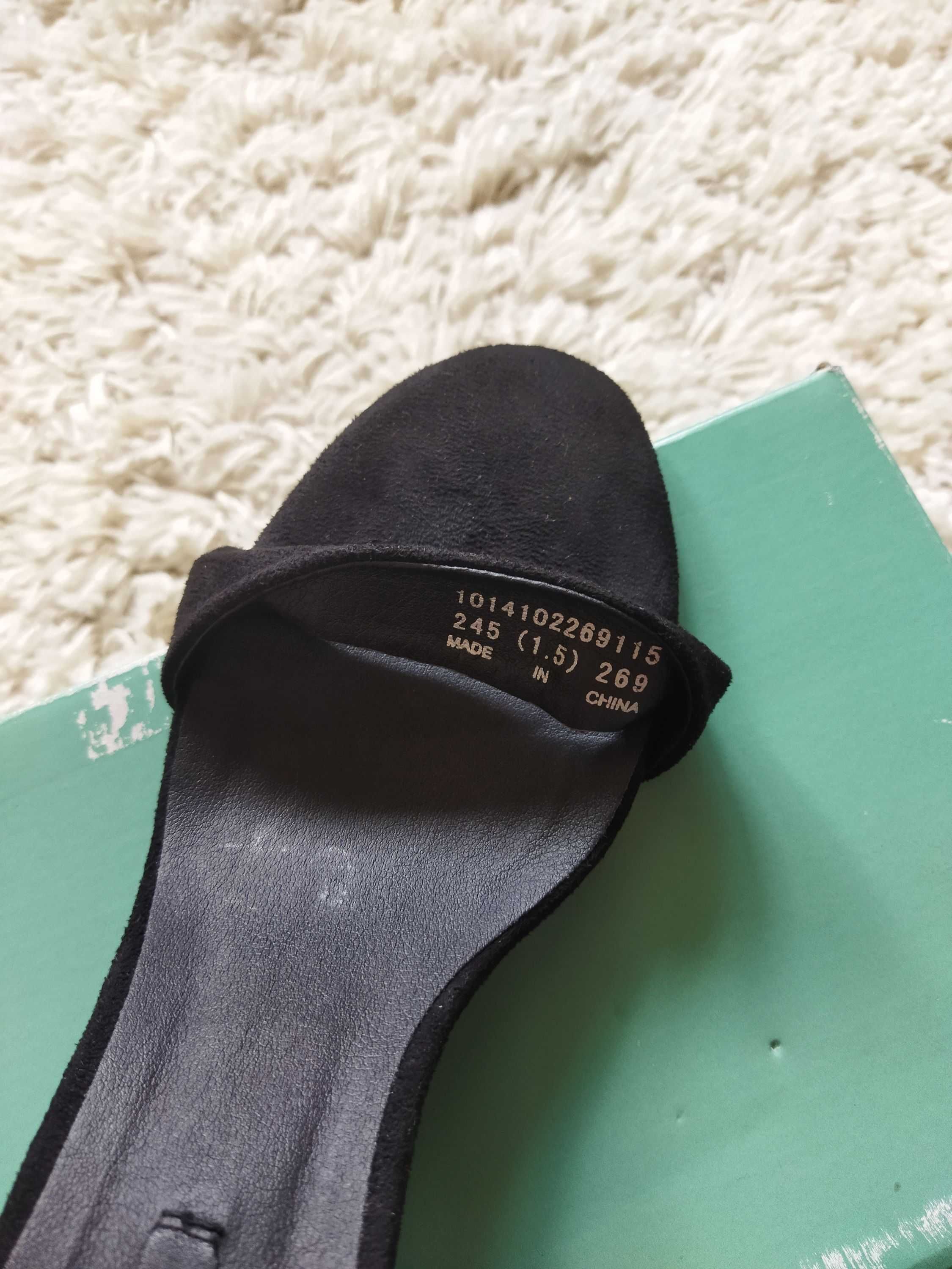 Босоножки Zara Women (Стамбул),р-р 39,замша,новые