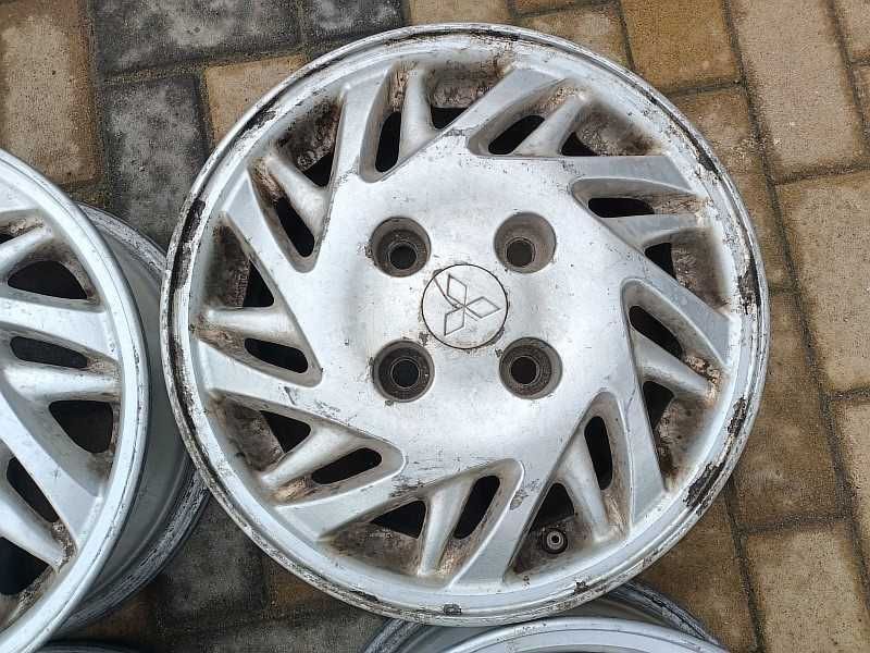 Продам оригинальные легкосплавные диски на Mitsubishi Galant